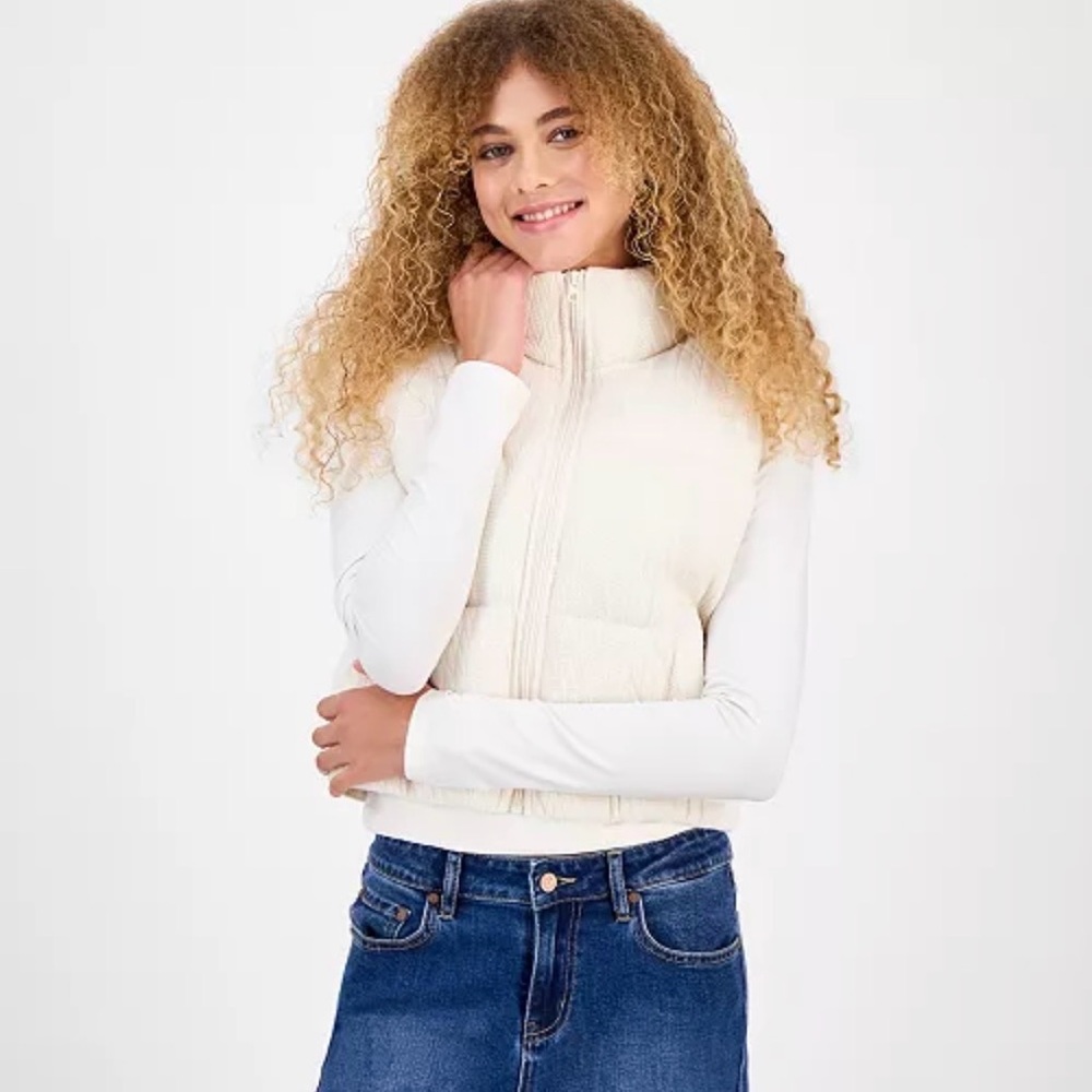 NWT Sincerely Jules Cable-Knit Puffer Vest